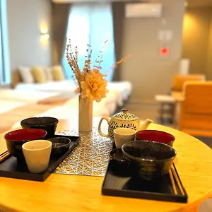 Koti Sopo Universal Bay 2 By Liaison Apartment